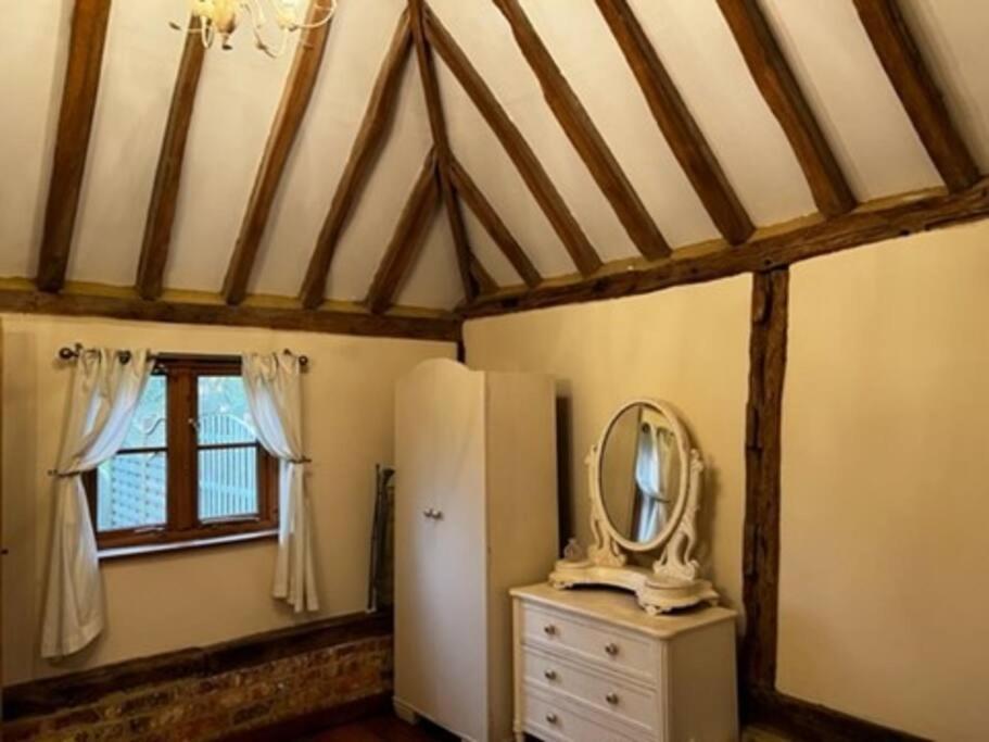 Charming Picturesque Cottage - Nr Tenterden & Rye, Pets Welcomed Rolvenden ภายนอก รูปภาพ