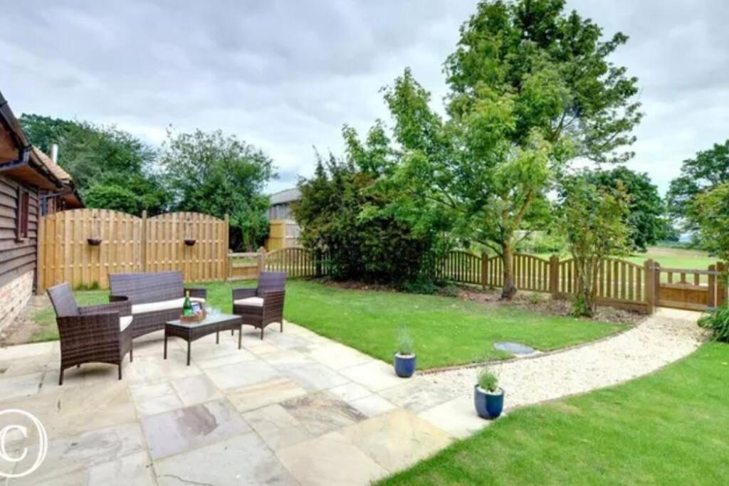 Charming Picturesque Cottage - Nr Tenterden & Rye, Pets Welcomed Rolvenden ภายนอก รูปภาพ