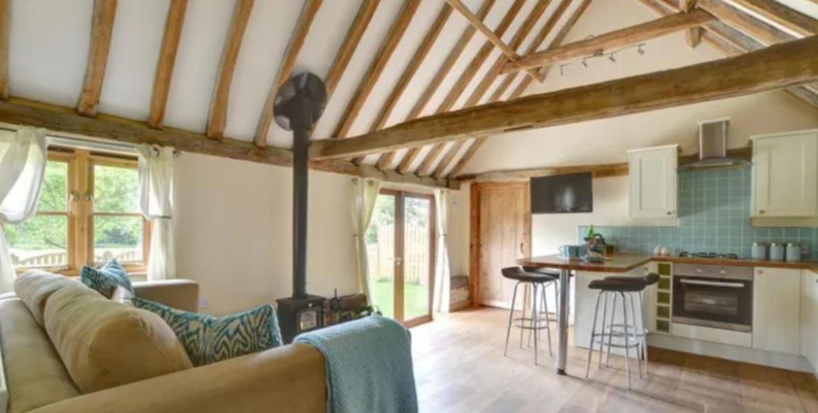 Charming Picturesque Cottage - Nr Tenterden & Rye, Pets Welcomed Rolvenden ภายนอก รูปภาพ