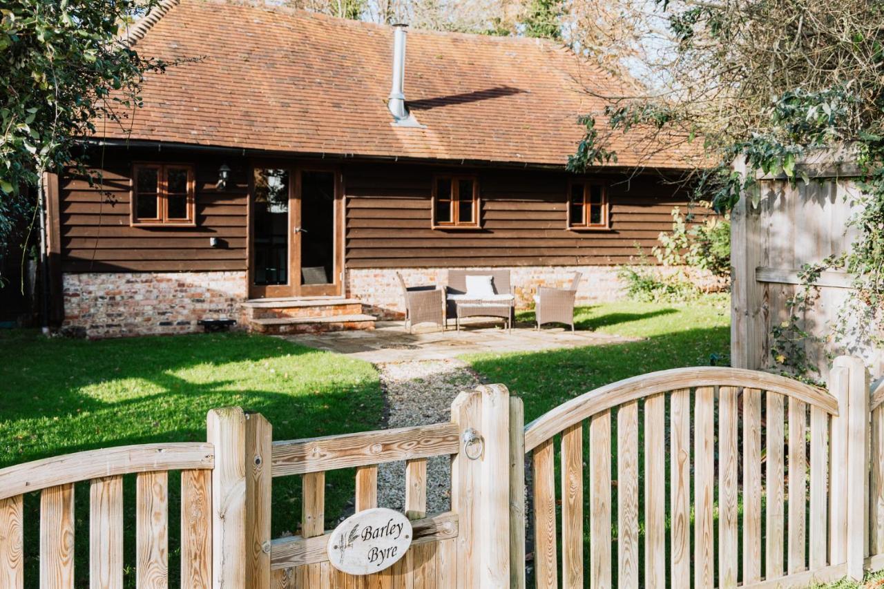 Charming Picturesque Cottage - Nr Tenterden & Rye, Pets Welcomed Rolvenden ภายนอก รูปภาพ